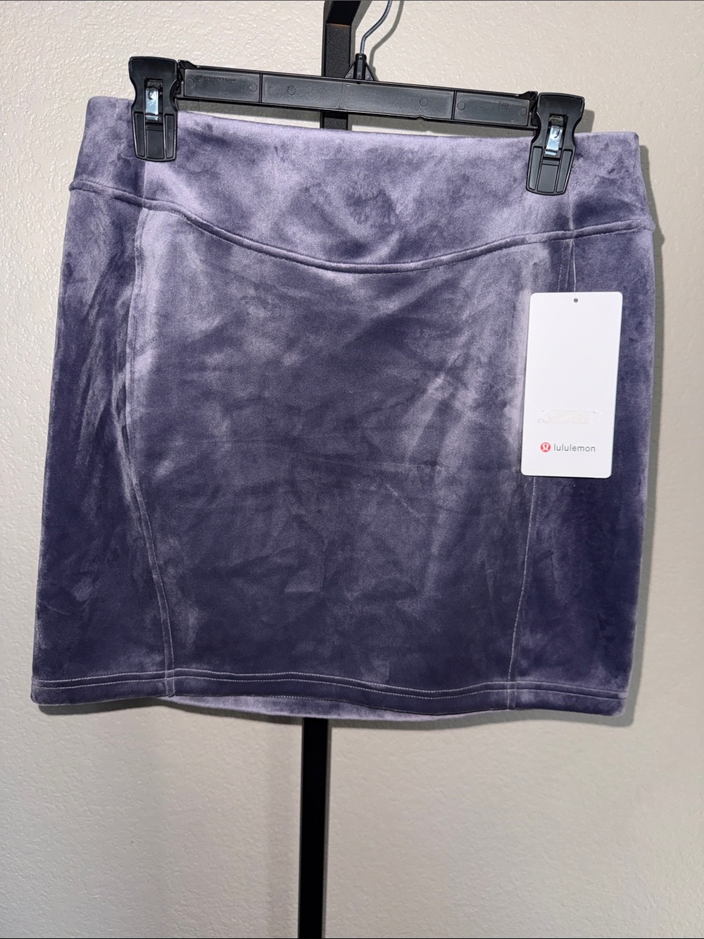 Lululemon Scuba HR Mini Skirt Velvet NWT size Med MSRP $88